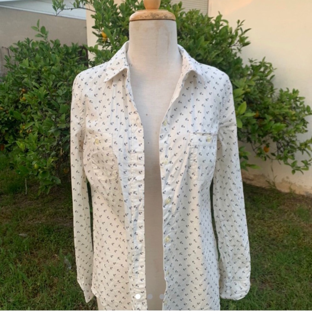 Old Navy Anchor print button up